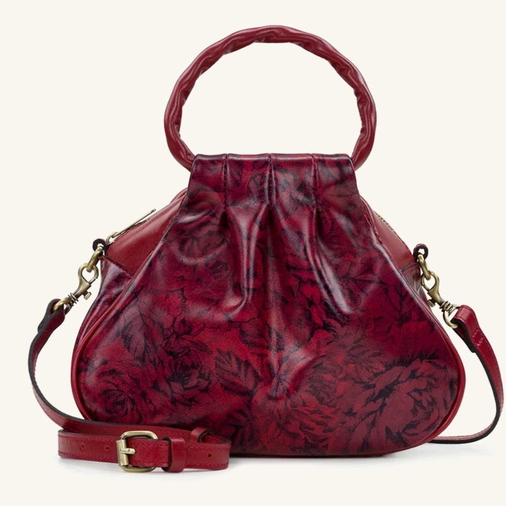 Patricia Nash etched roses collection, Crossbody bag, gorgeous red design, new